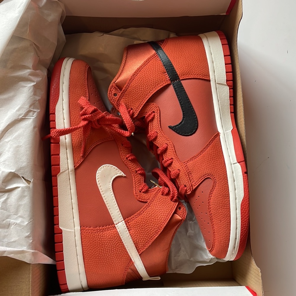 Nike Dunk High Premium NBAxWNBA PRM EMB